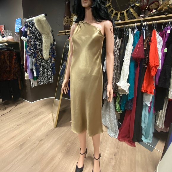 Ralph Lauren Dresses & Skirts - Ralph Lauren Champagne One Shoulder Dress